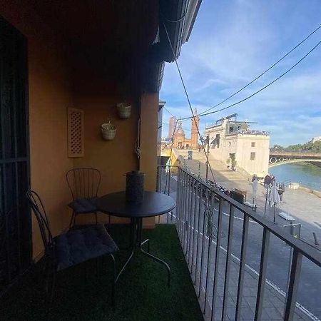 Apartamento Con Vistas Al Rio Севилья Экстерьер фото